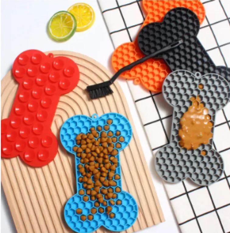 CalmLick Slow Feeder Mat